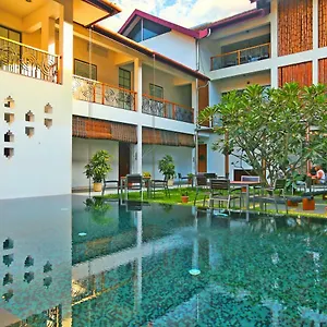 Hotel Eighth Bastion - A Cgh Earth Experience